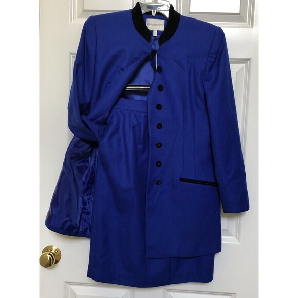 AMANDA SMITH PETITE SIZE 6 PURE WOOL SKIRT SUIT BLUE AND BLACK VELOUR CAREER - Picture 1 of 16